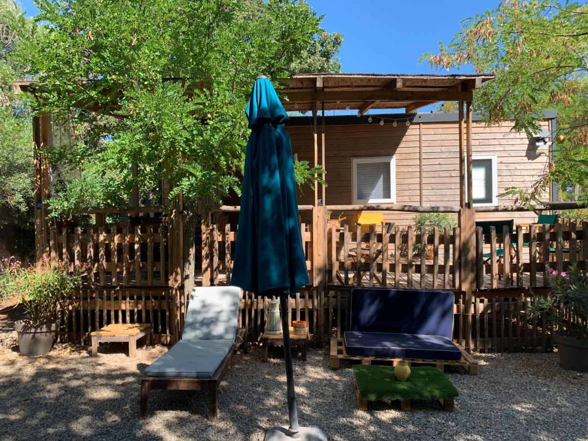 Le Clos Du Bonheur Льо Праде Екстериор снимка
